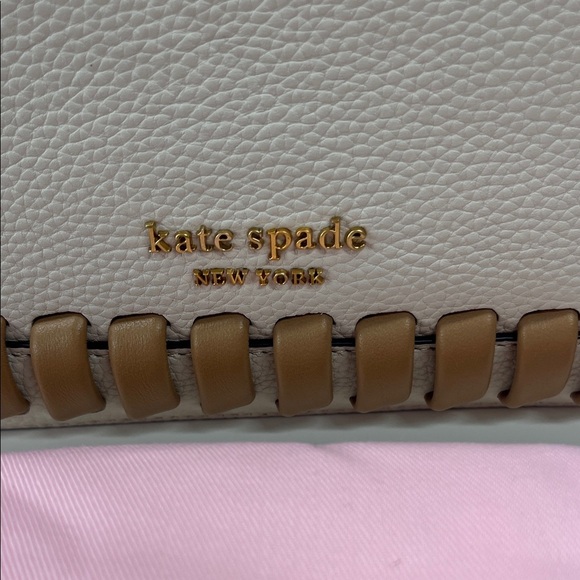 NWT Kate Spade Crush Whipstitch Medium Crossbody in Milk Glass - Picture 3 of 12